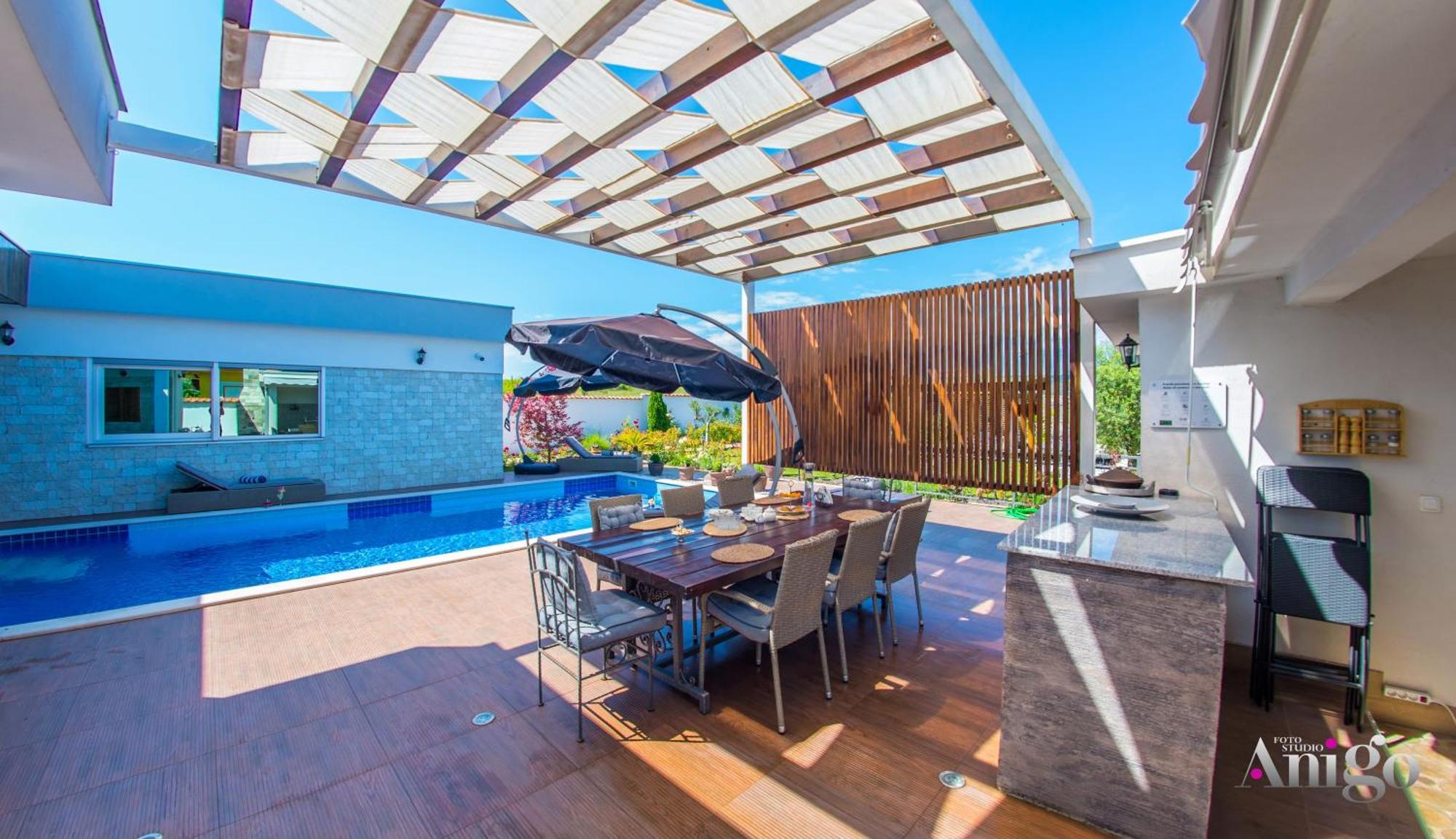 Villa Vie Благай Екстериор снимка