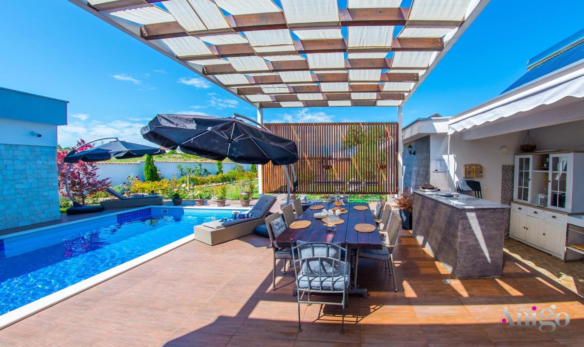 Villa Vie Благай Екстериор снимка